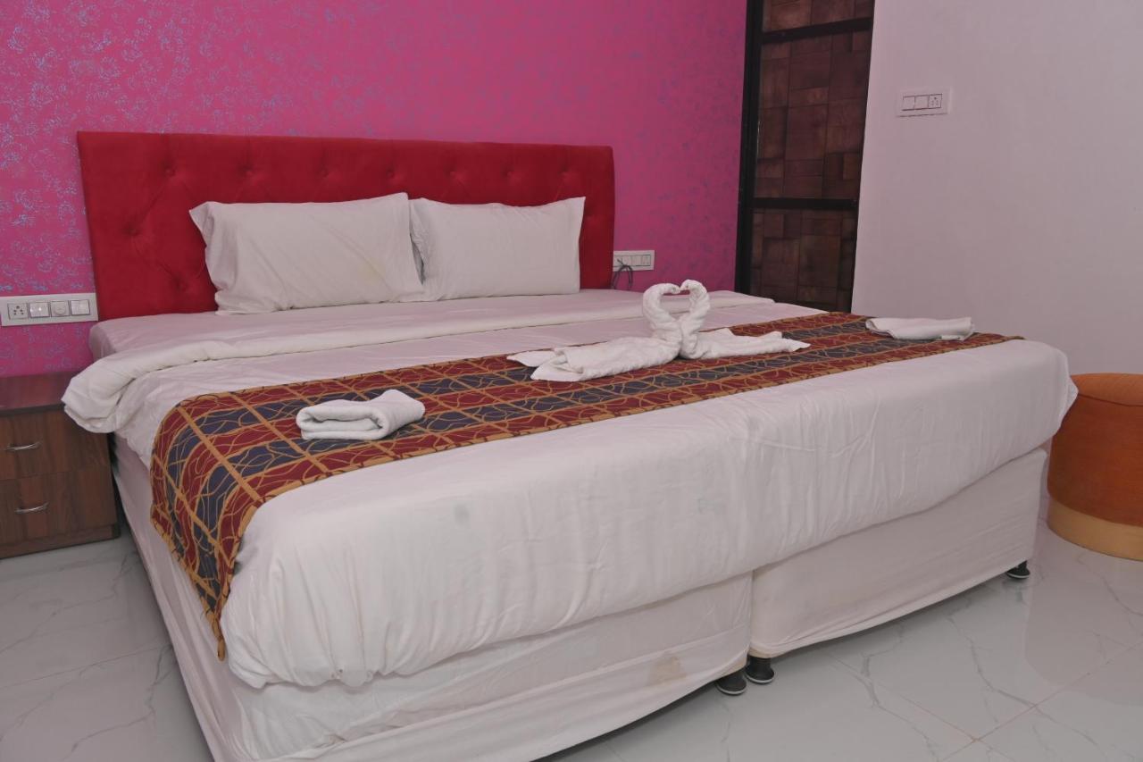 Hotel Apni Haveli Удайпур Екстериор снимка