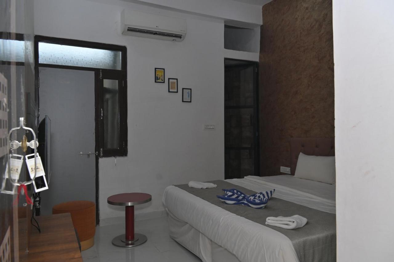 Hotel Apni Haveli Удайпур Екстериор снимка